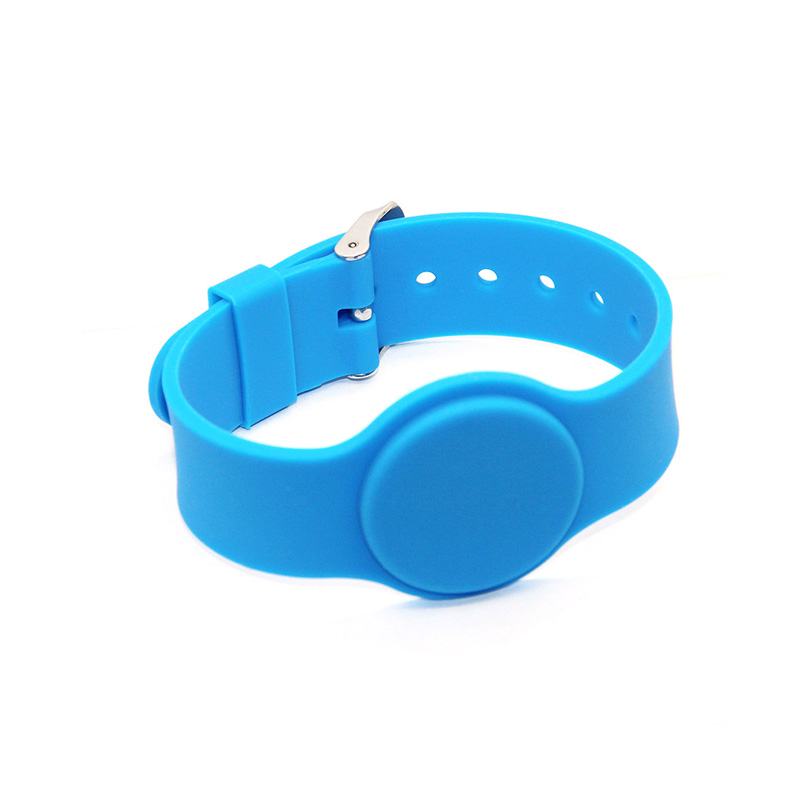 RFID游樂(lè)場(chǎng)硅膠腕帶定制廠(chǎng)家NFC智能硅膠手環(huán)工廠(chǎng)