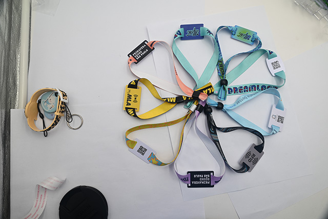 想要制作智能卡,至少要了解一下智能卡的分類(lèi) 想要制作智能卡,至少要了解一下智能卡的分類(lèi)